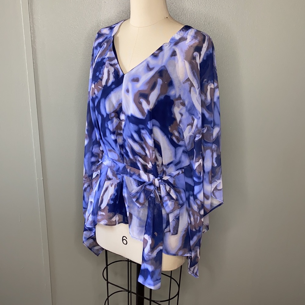 Jennifer Lopez butterfly blouse, size M - Picture 7 of 13